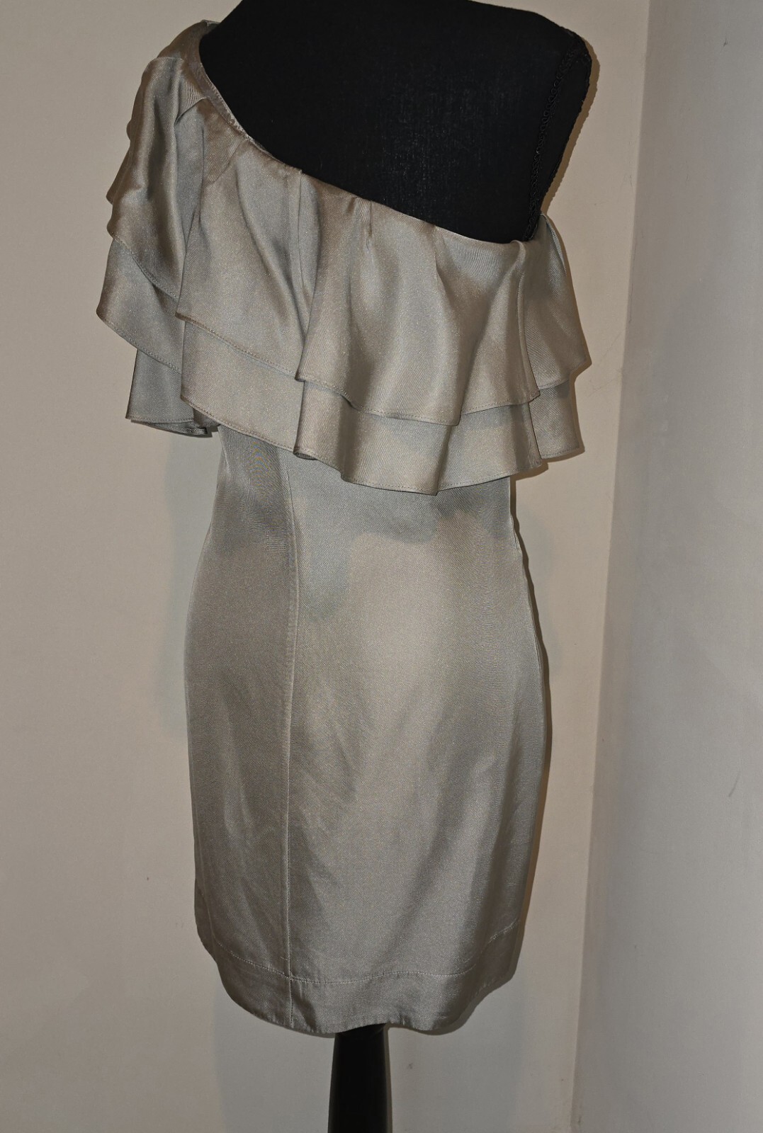 Banana Republic Silk One Shoulder Strap Shift Dress Ruffels Sleeveless Sz 2…