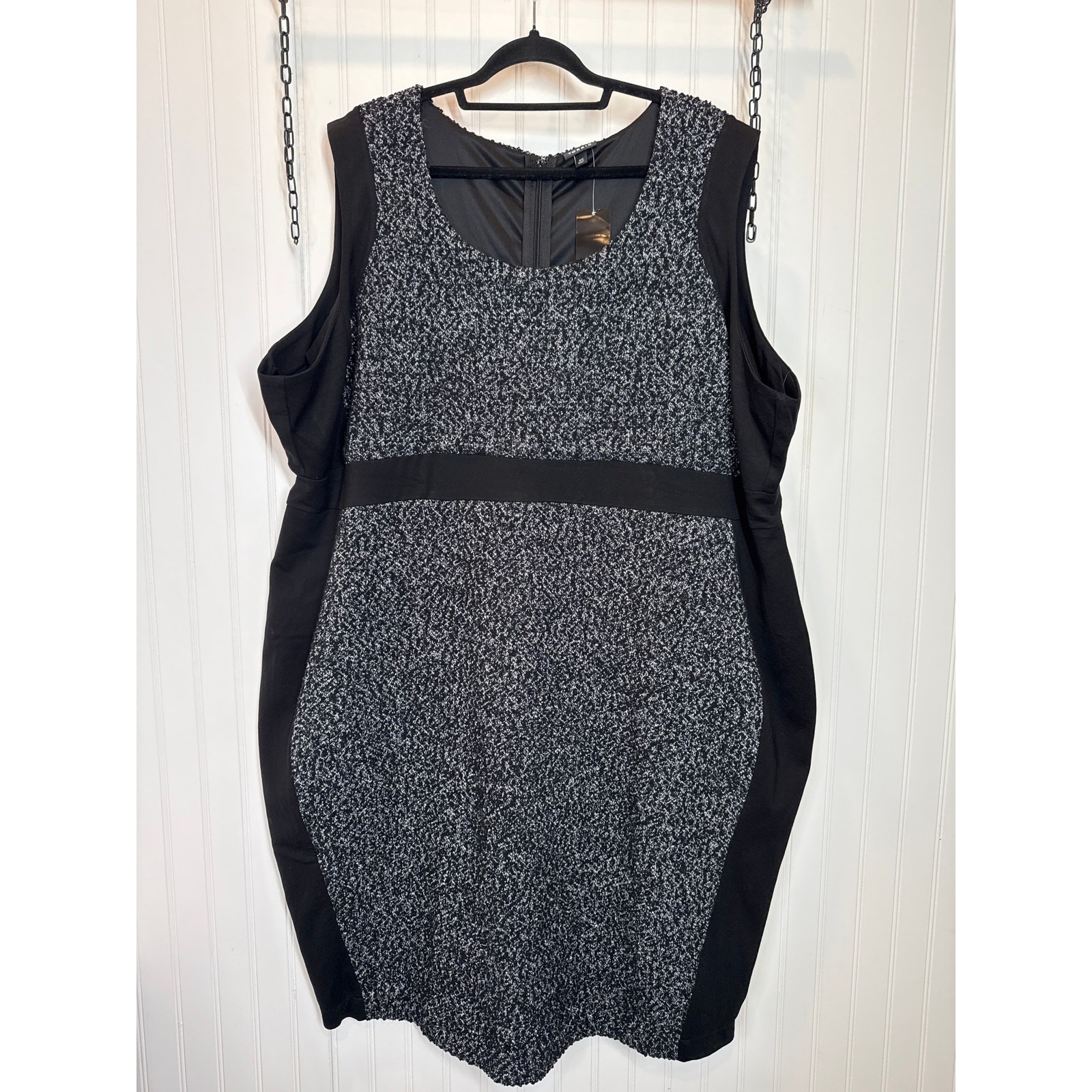 NWT Torrid At The Knee Boucle Contoured Panel Dress Grey Black Plus Size 30