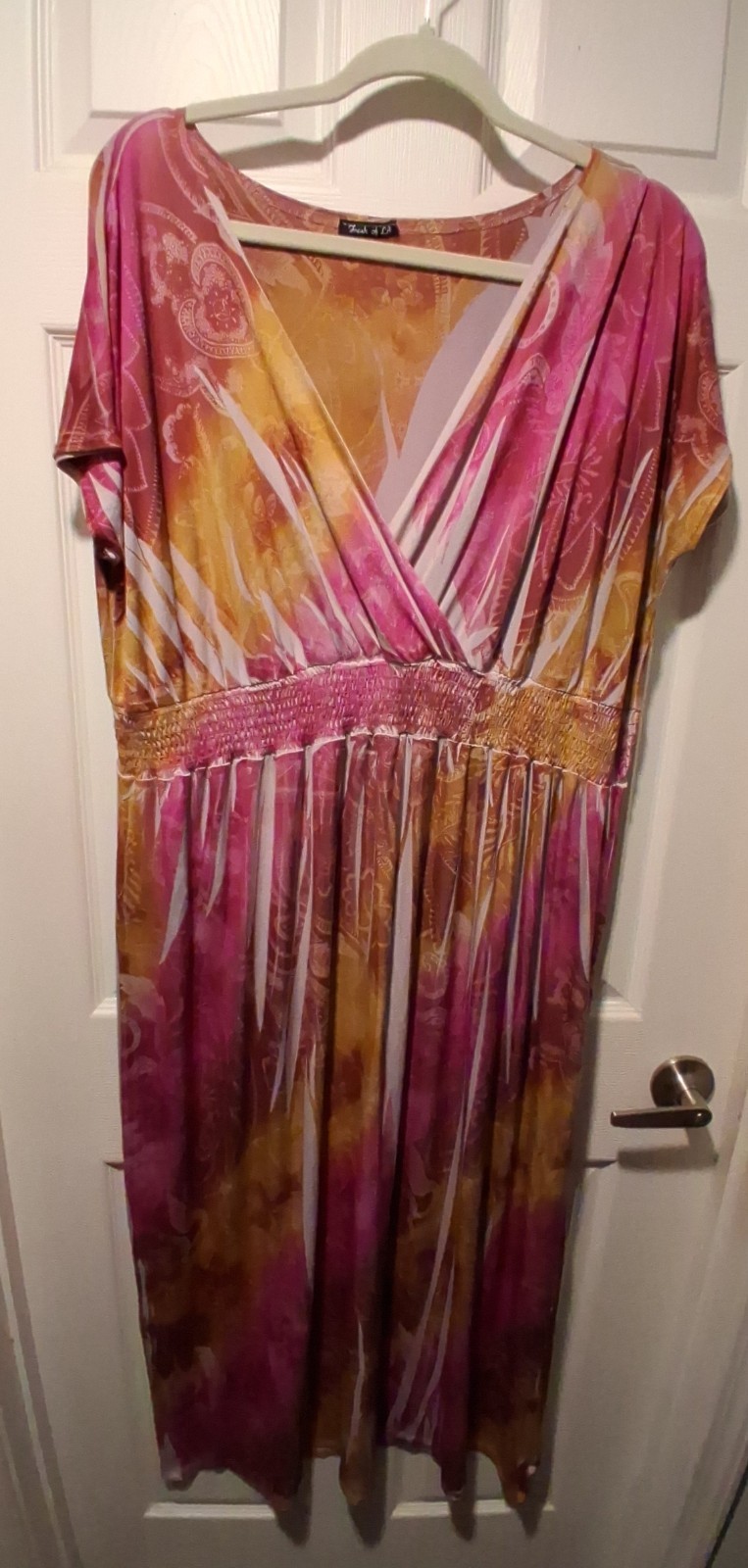 Fresh Of LA Woman’s Pink Paisley Surplus V-Neck Maxi Smocked Waist Plus 2X
