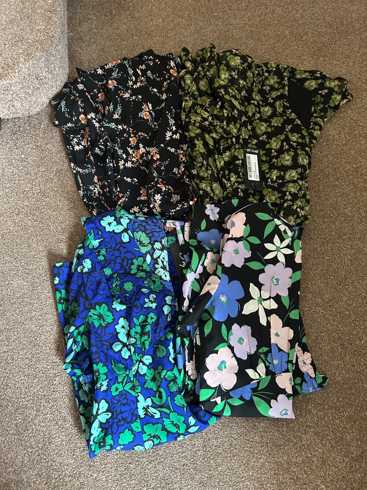 Floral dress bundle x4 size 8