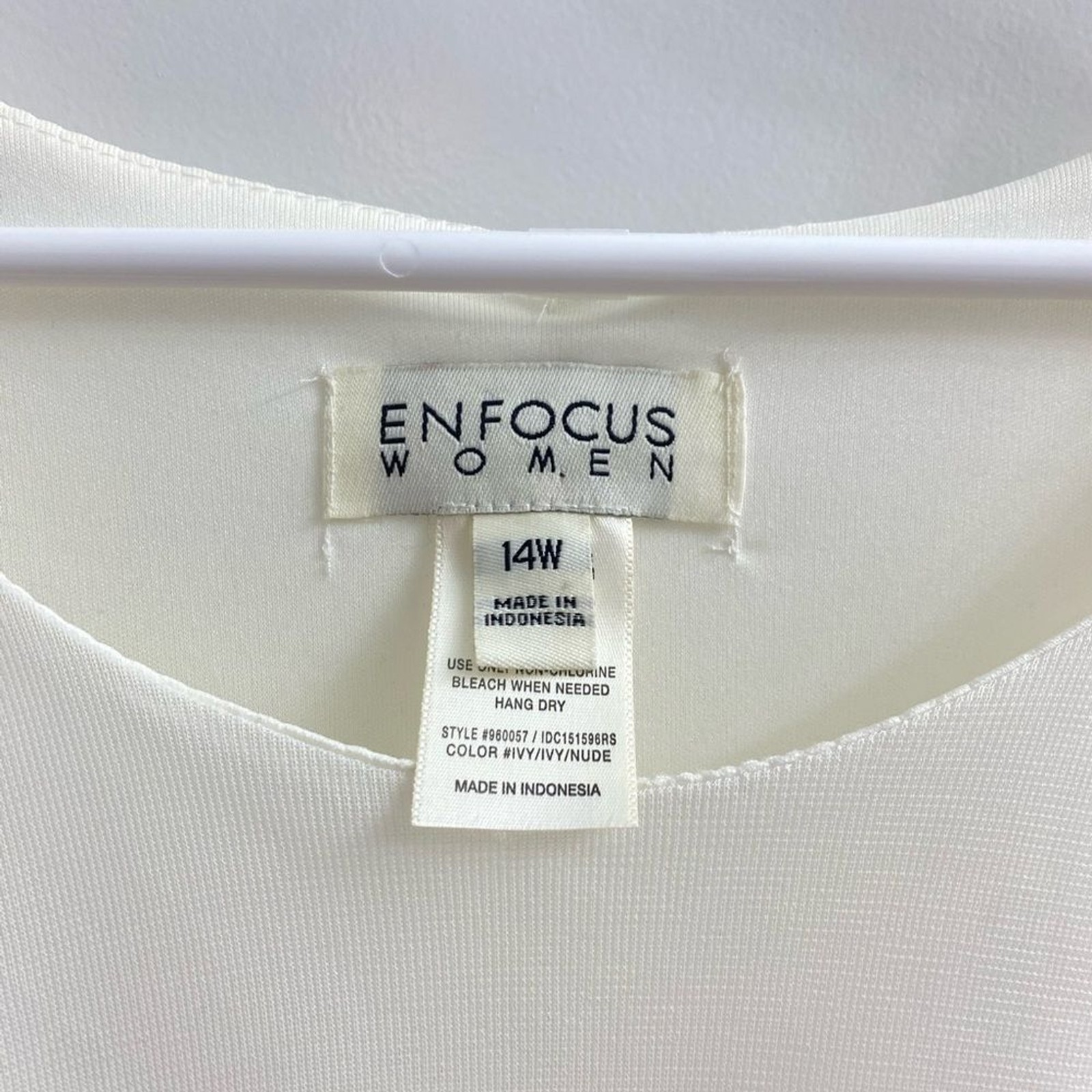 Enfocus Studio Cream Lace Dress Chiffon Overlay Cape Sleeve Cocktail Party 14W