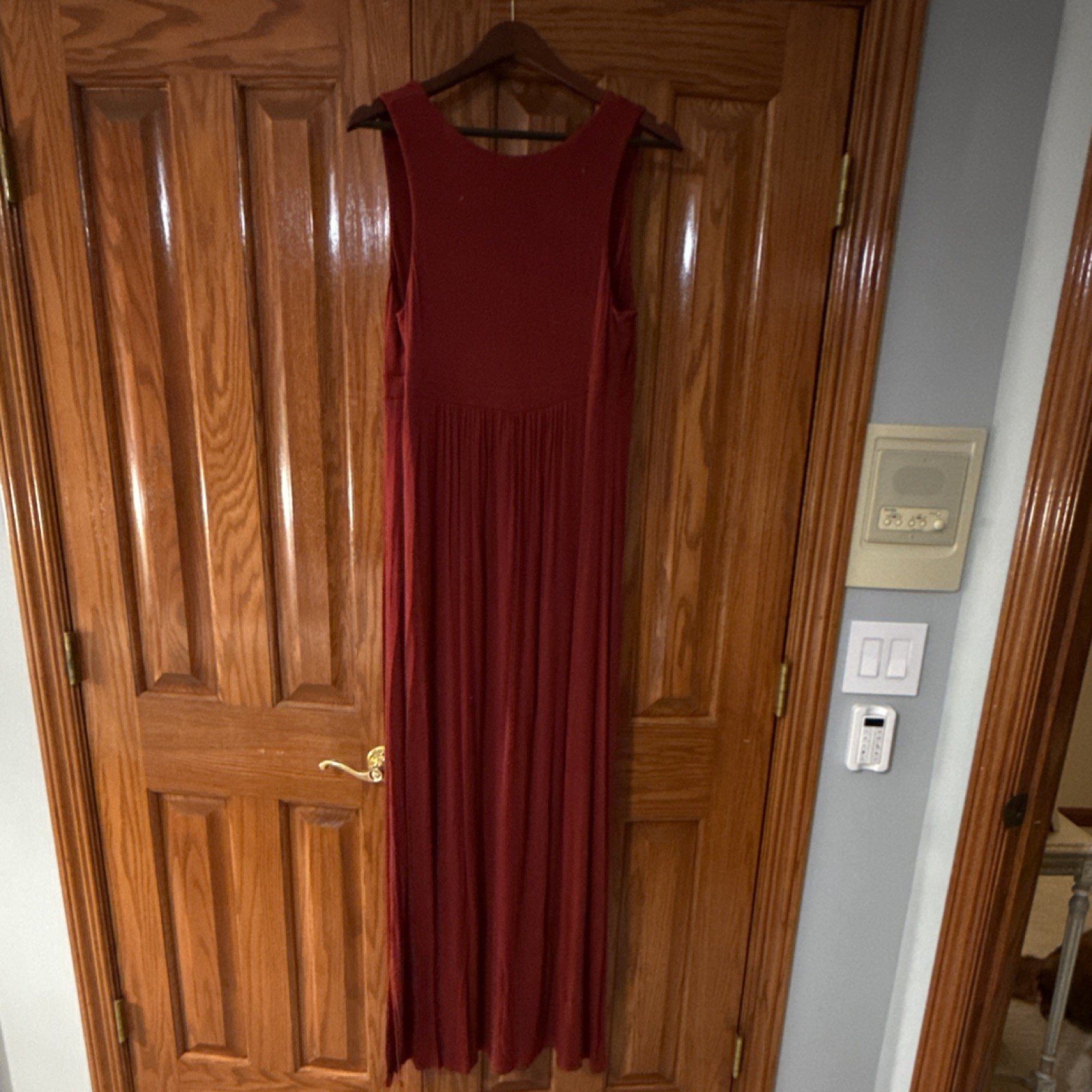 Matty M Red Sleeveless V-Neck Maxi Dress Solid Rayon Spandex Blend Size L