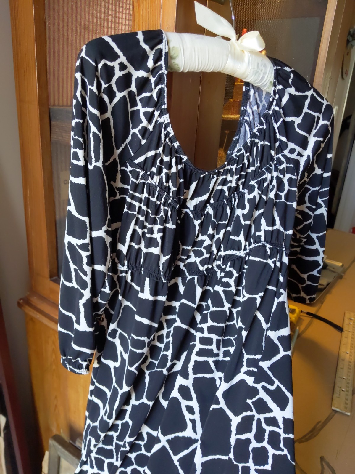 DRESS Black white short stretch, Catch My I brand, Animal Print, Size Small