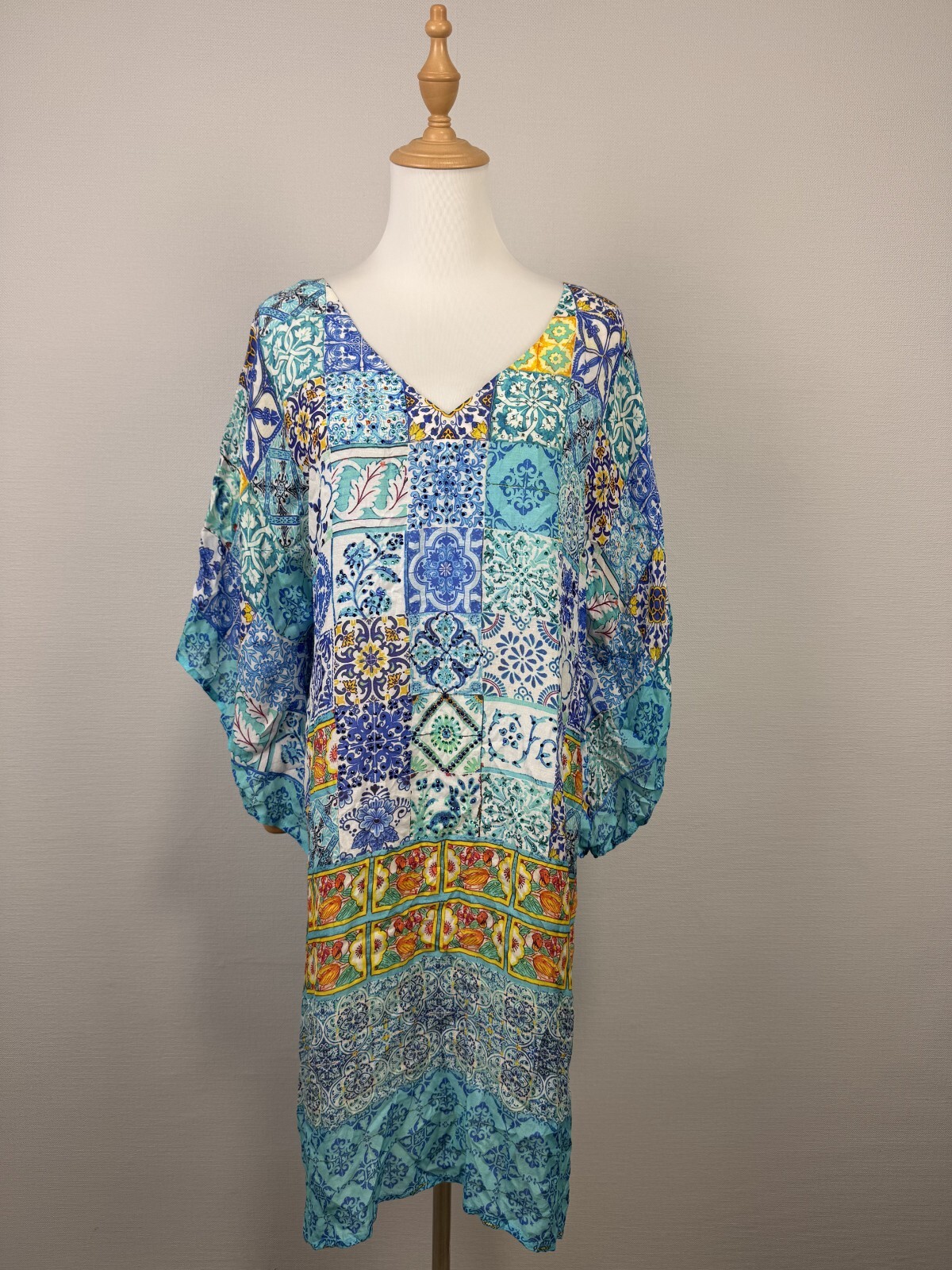 RUBY YAYA Multicolor Print Beaded Comfort Lightweight V-Neck Dress Sz S