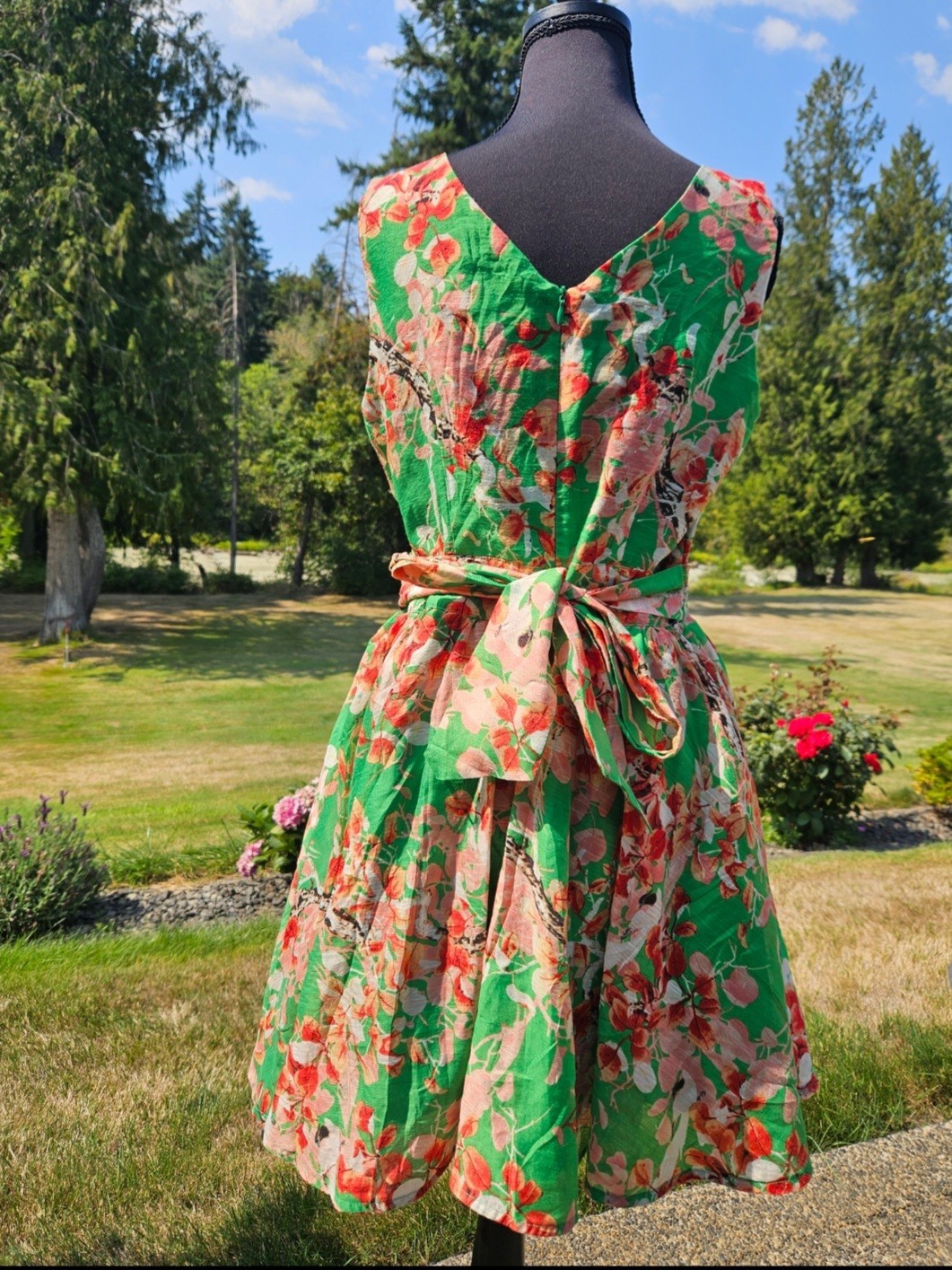 RMO & JUL Floral Mini Dress Size L Trendy & Romantic perfect For Parties