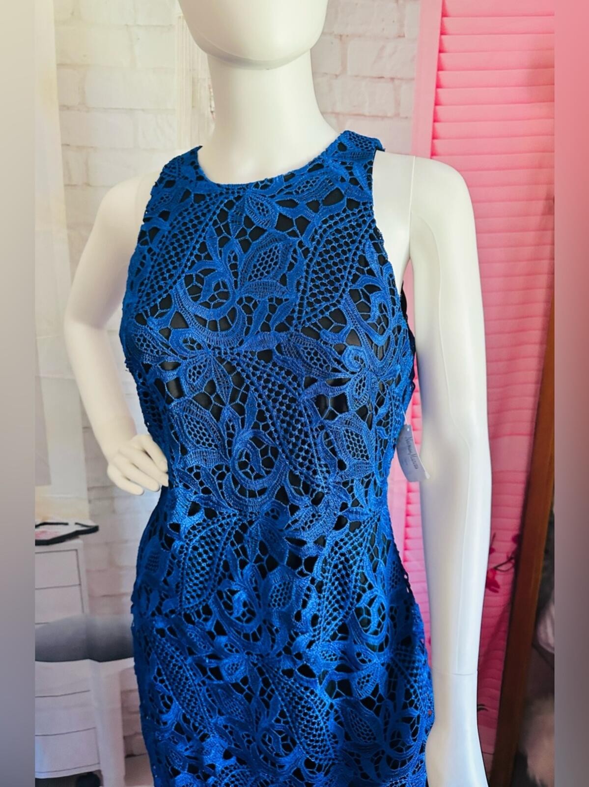 Alexia Admor Blue Guipure Lace Sheath Dress