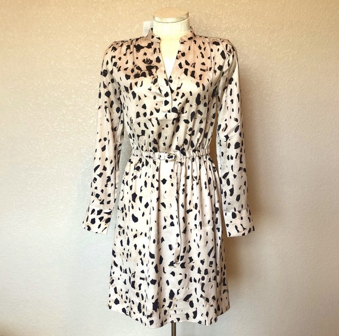 H&M Beige/Black/Brown Animal Print Long Sleeve Dress