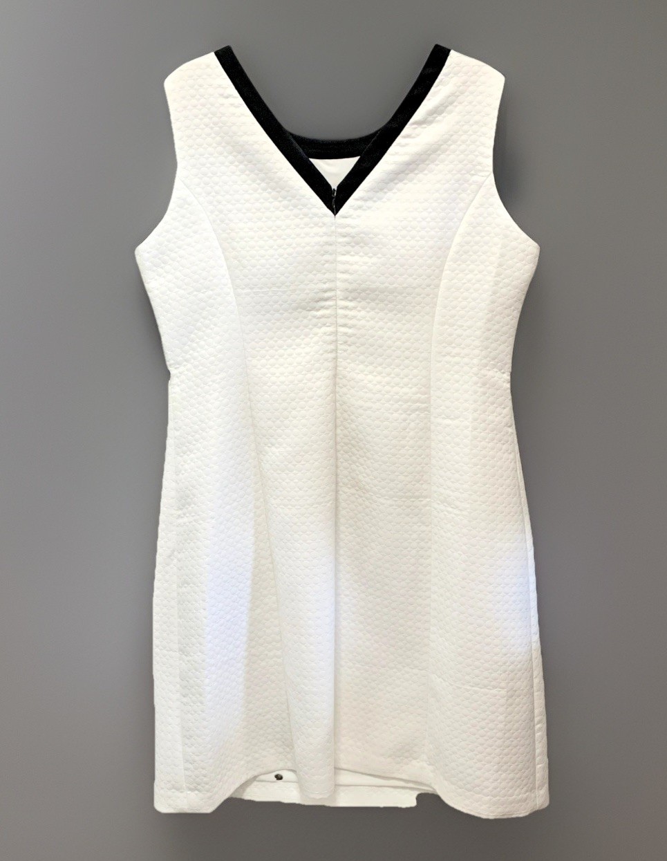 Jones New York White Quilted Sheath Dress Classic Sleeveless Lined Zip, 16 NWT!