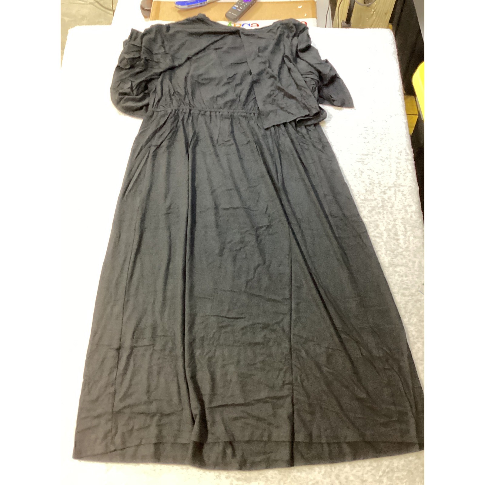 Isabel Maternity by Ingrid & Isabel Black Nursing Friendly Dress XL NWT.