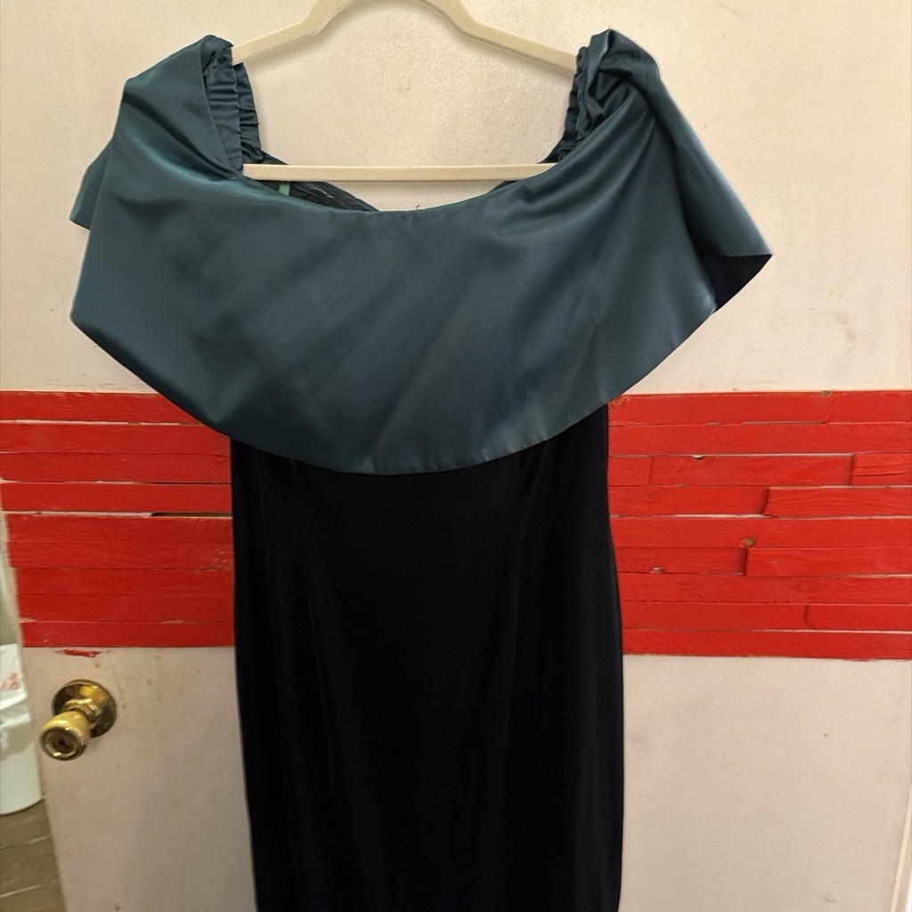 Adrianna Papell A-Line Off Shoulder Ruffle Long Dress Black/Teal Women 14