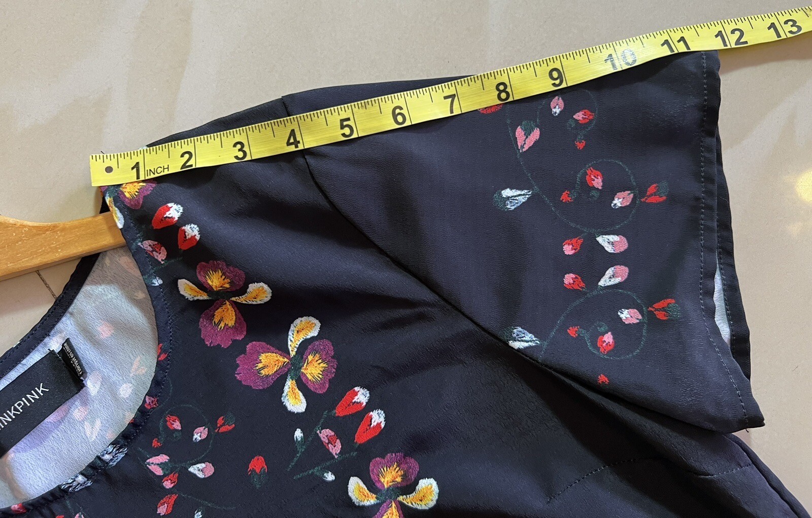 MINK PINK Wisdom Tee Short Sleeve Shift Dress black floral Size M Bohemian Boho