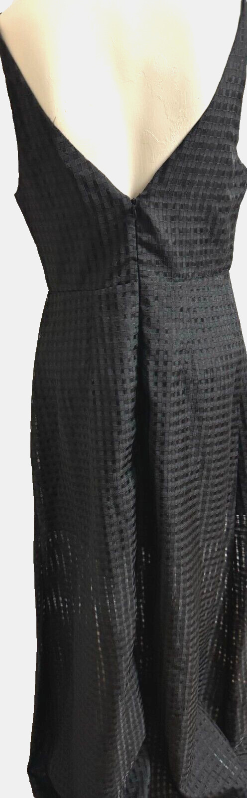 New BCBGenetation Black, Linen Maxi Dress, Sri Lanka, Length – 58″- 59″, size 8