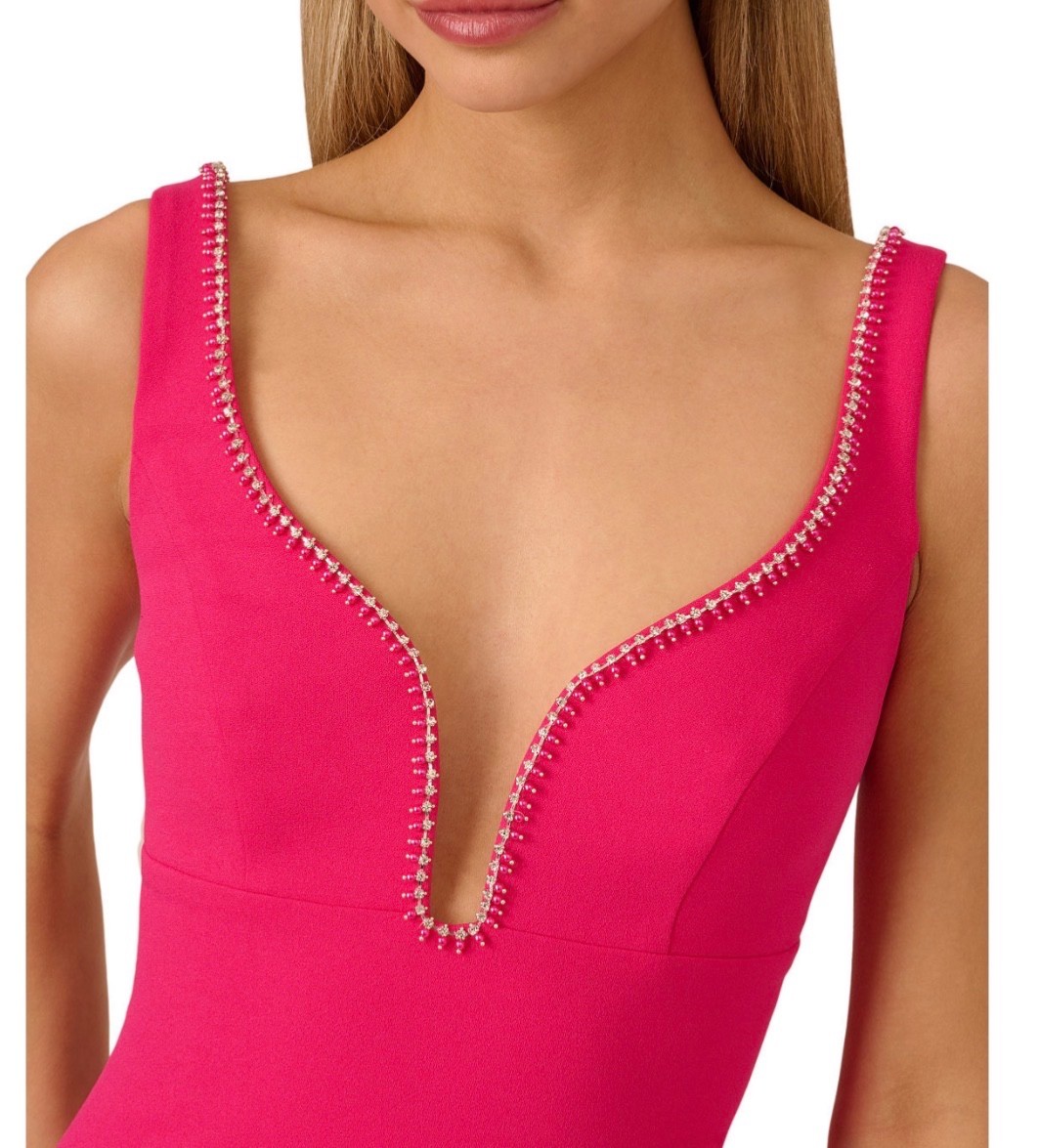 Adrianna Papell Fuschia Rhinestone Sweetheart-Neck Sleeveless Gown. Size 2.