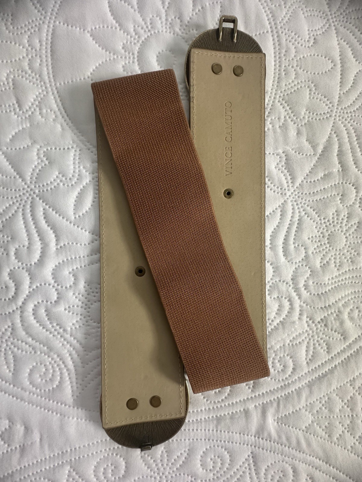 Vince Camuto wide elastic belt, brown, synthetic suede, size M/L M/G