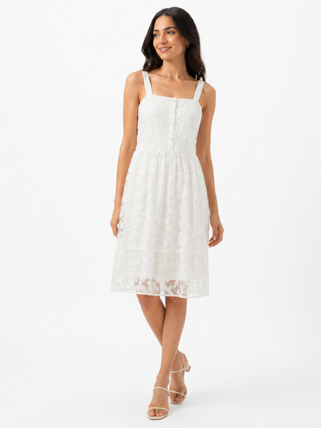 NWT Aqua Womens White Floral Lace Sleeveless Square Neck Smocked Midi Dress M