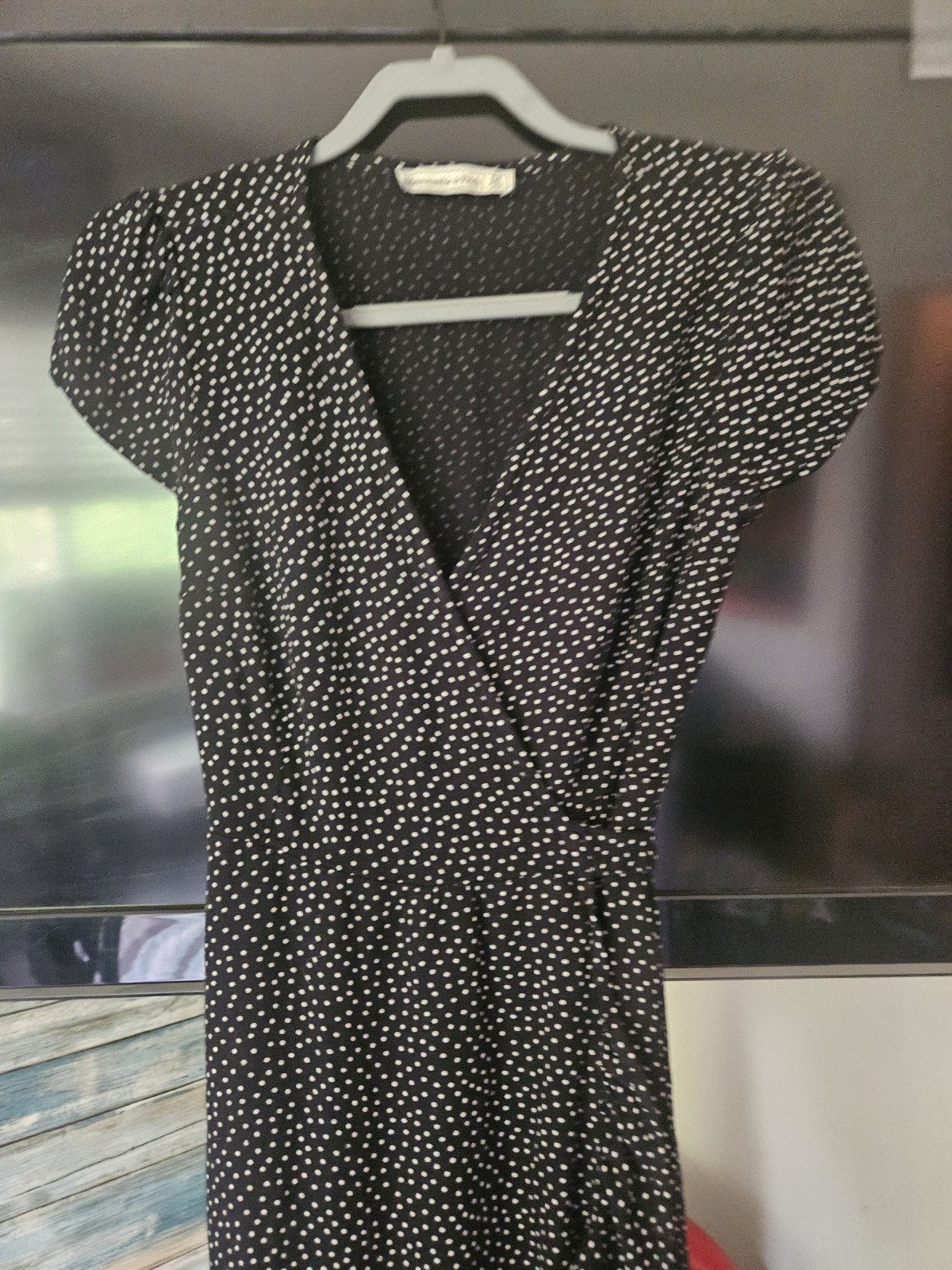Abercrombie & Fitch Black/White Polka Dot Wrap V-Neck Ruffle Midi Dress M