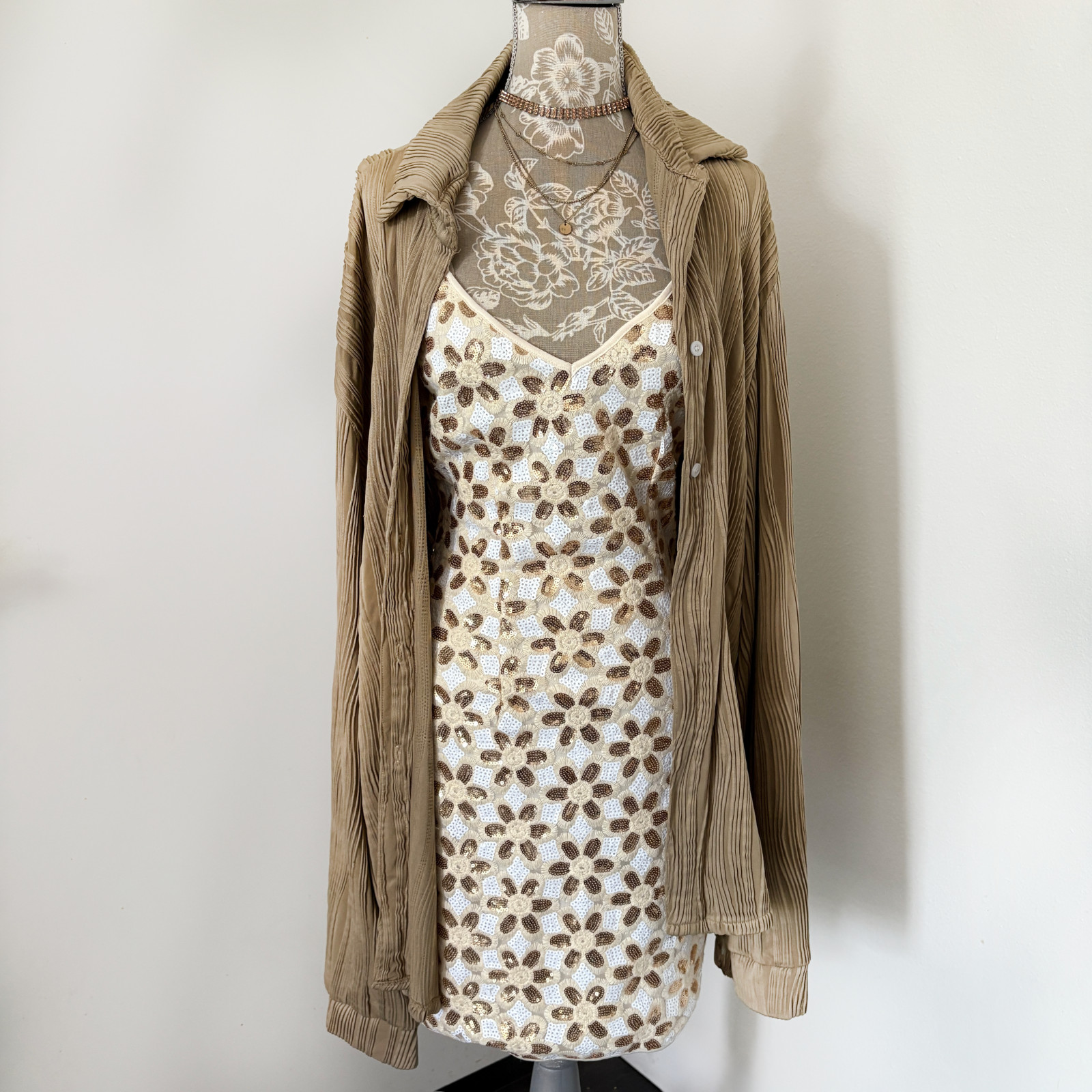 Matte Collection cream brown ribbed button up dress Sz L
