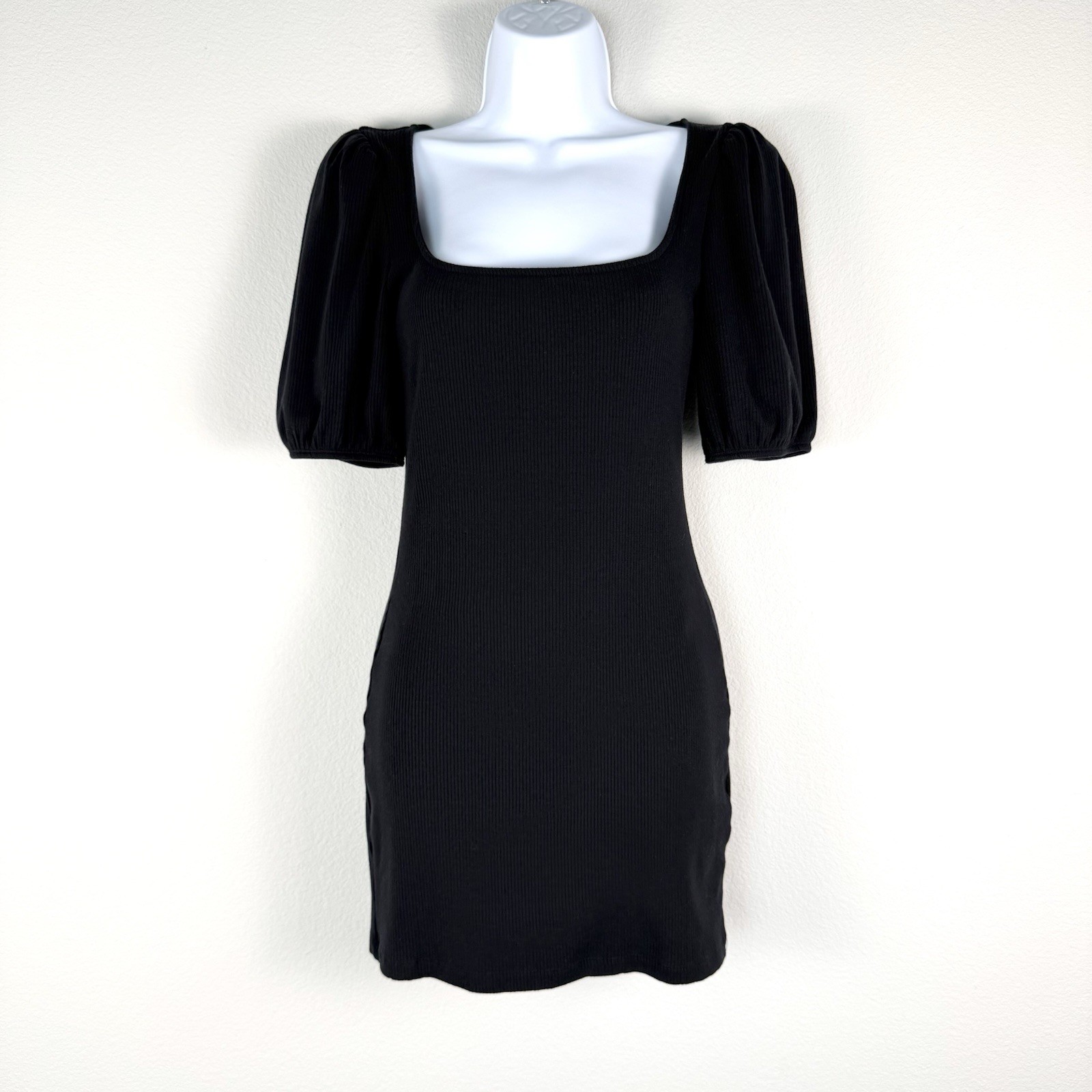 Aritzia Sunday Best Puff Sleeve Mini Womens Small Rib Knit Party Gothic Retro