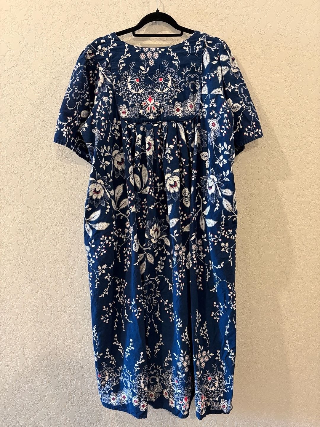 Only Necessities Women’s Plus Size Bib-Front Short Sleeve Floral Lounger Dress