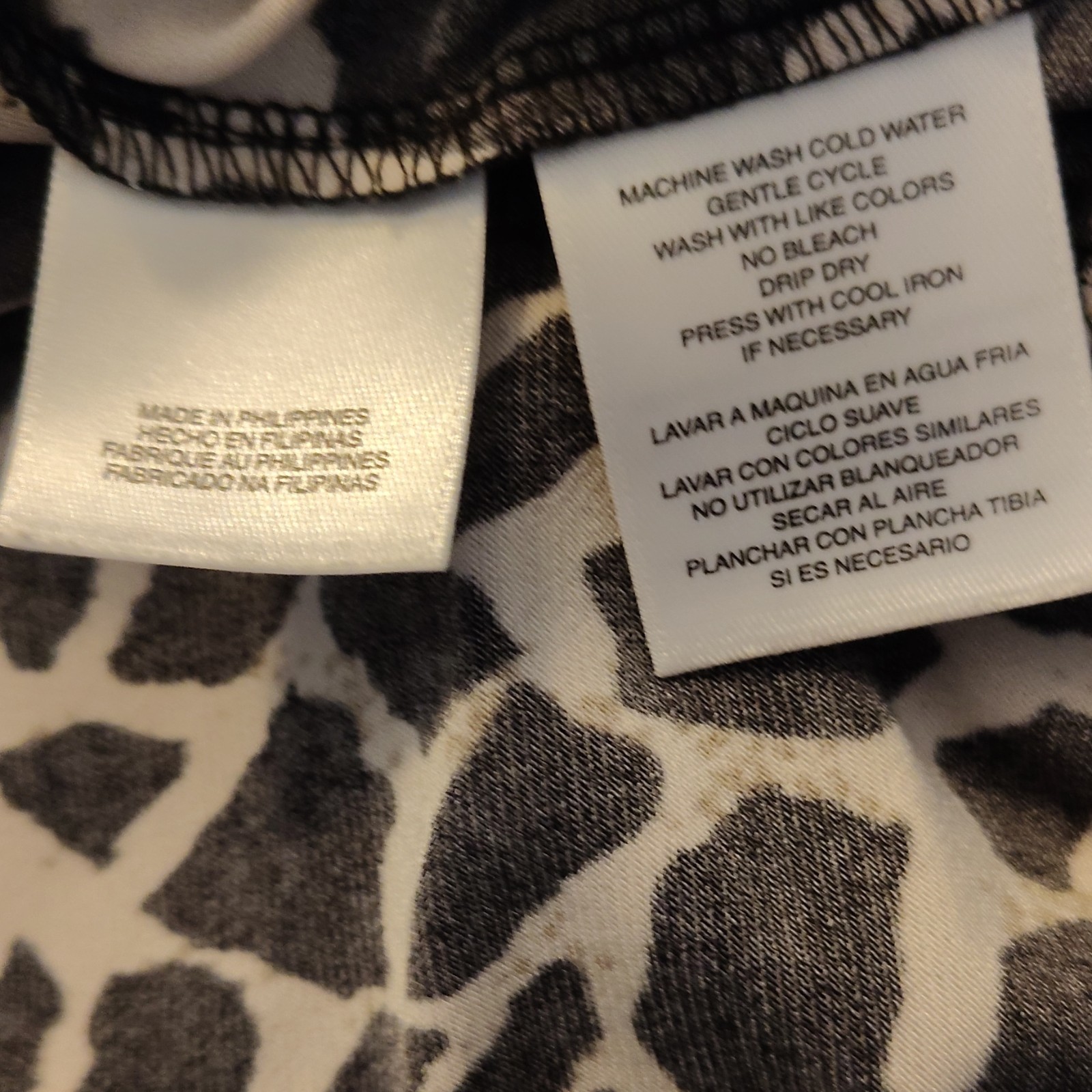 Black Label by Evan-Picone Women’s Black/White Animal Print V-Neck Dress Size 10