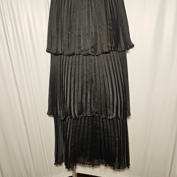 BCBGMAXAZRIA Womens Black Strapless Pleated Layered Maxi Dress Size 4
