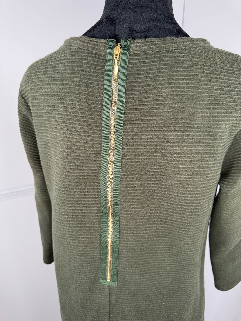 Vineyard Vines Olive Textured Knit Shift Dress Gold Back Zipper Size Small