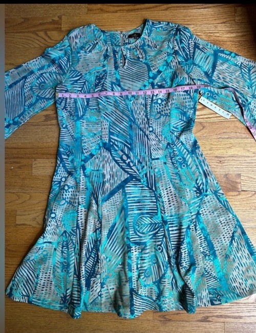 💚💚NWT I LE Tan & Green LS Leaf Print Transition Knit Fit & Flare Dress Size 12