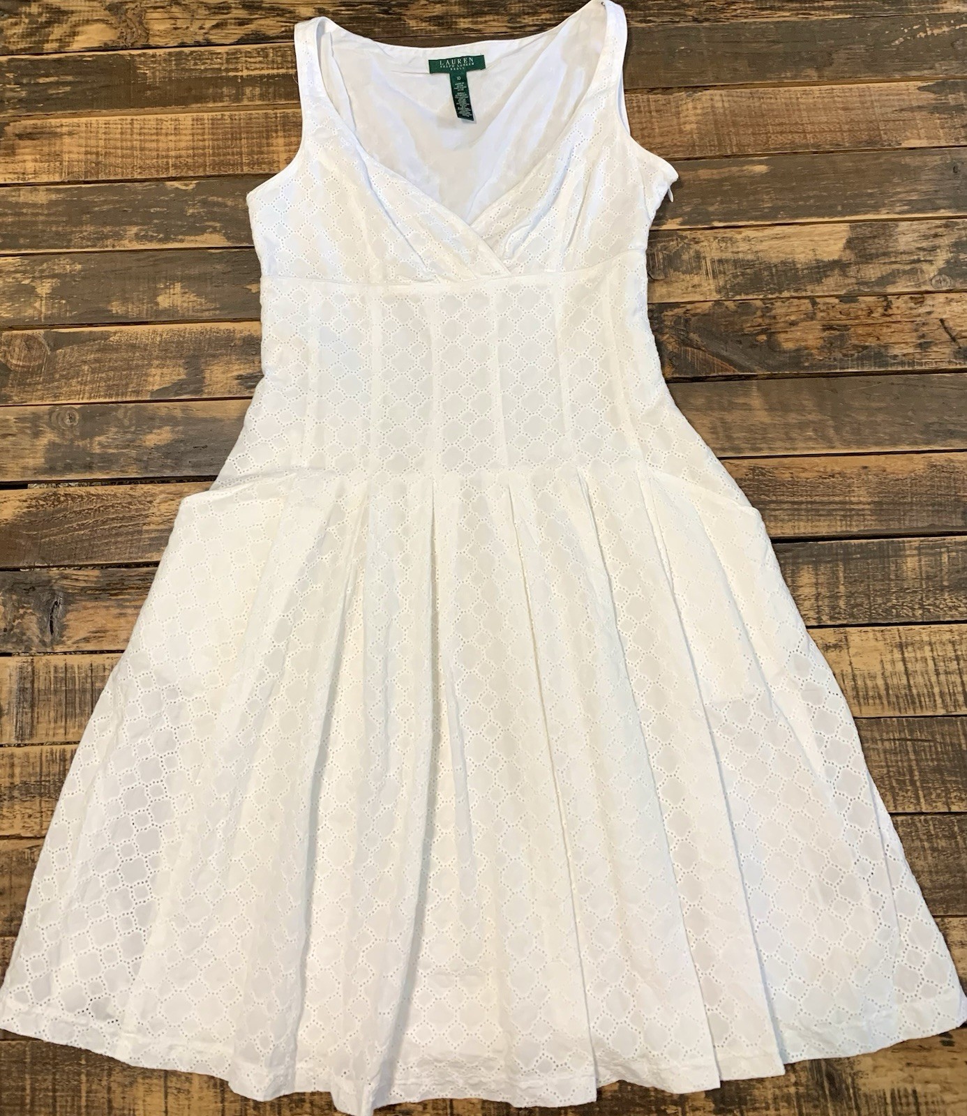 EUC Lauren Ralph Lauren Womens 10 White Eyelet V-Neck 100% Cotton Dress Bridal
