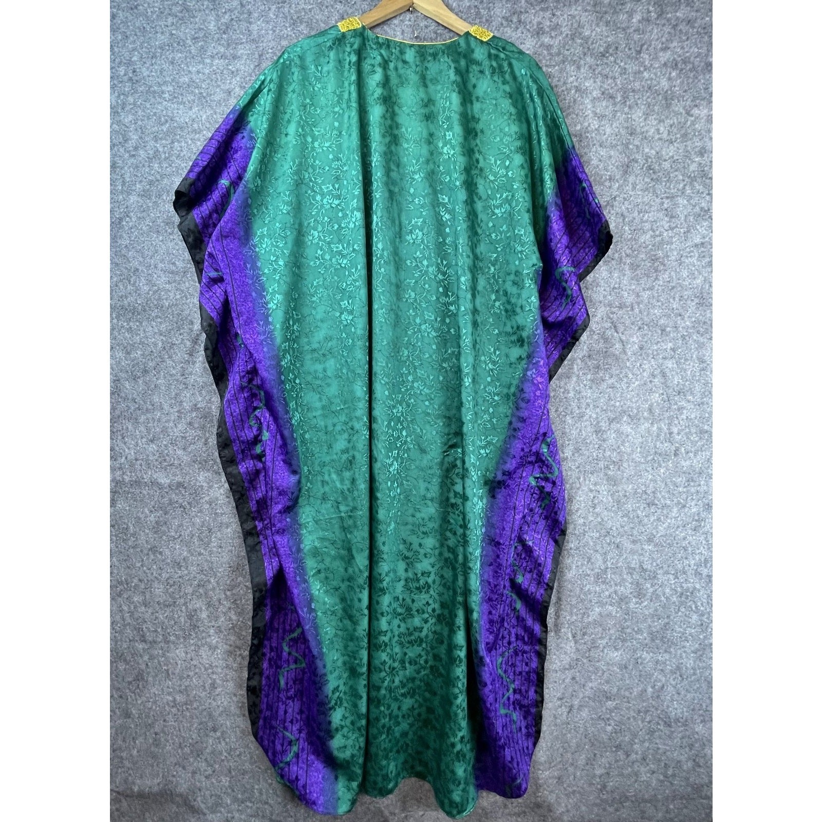 Sante Classics Kaftan Womens One Size Green Purple Gold Etheral Goddess Artsy