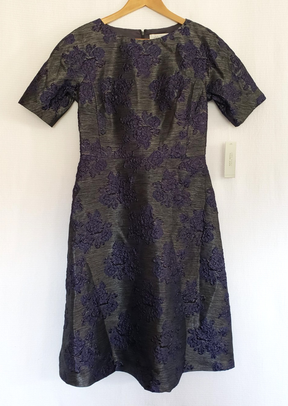 Rickie Freeman Teri Jon Metallic Floral Jacquard Sheath Dress Size 6 MSRP $490