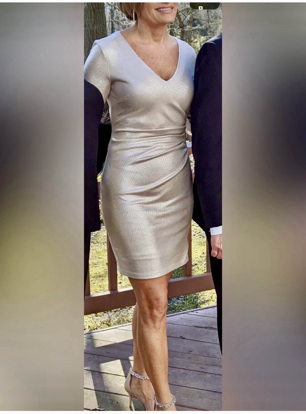MM Lafleur Gold Shimmer V-Neck Long Sleeve Sheath Dress Size 8 Lined Zip