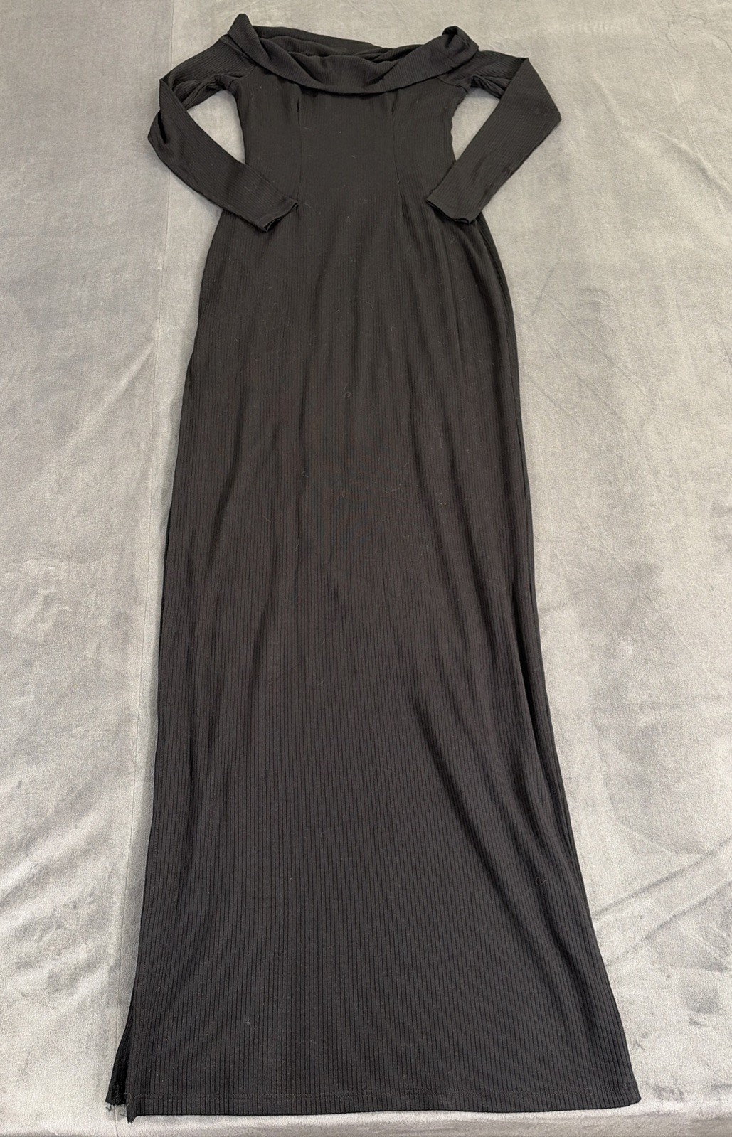 NWT PRIVACY PLEASE Black Ribbed Knit Off Shoulder Side Slit Maxi Dress XS Chrty