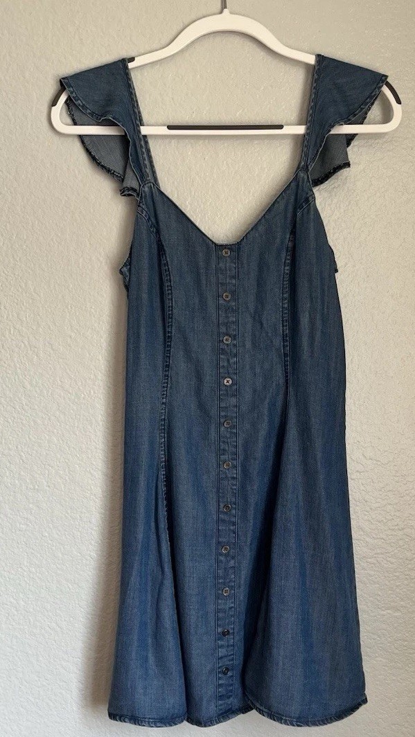 Love Fire Women’s Chambray Denim Blue Mini Dress S Smocked Flutter Sleeves Flowy