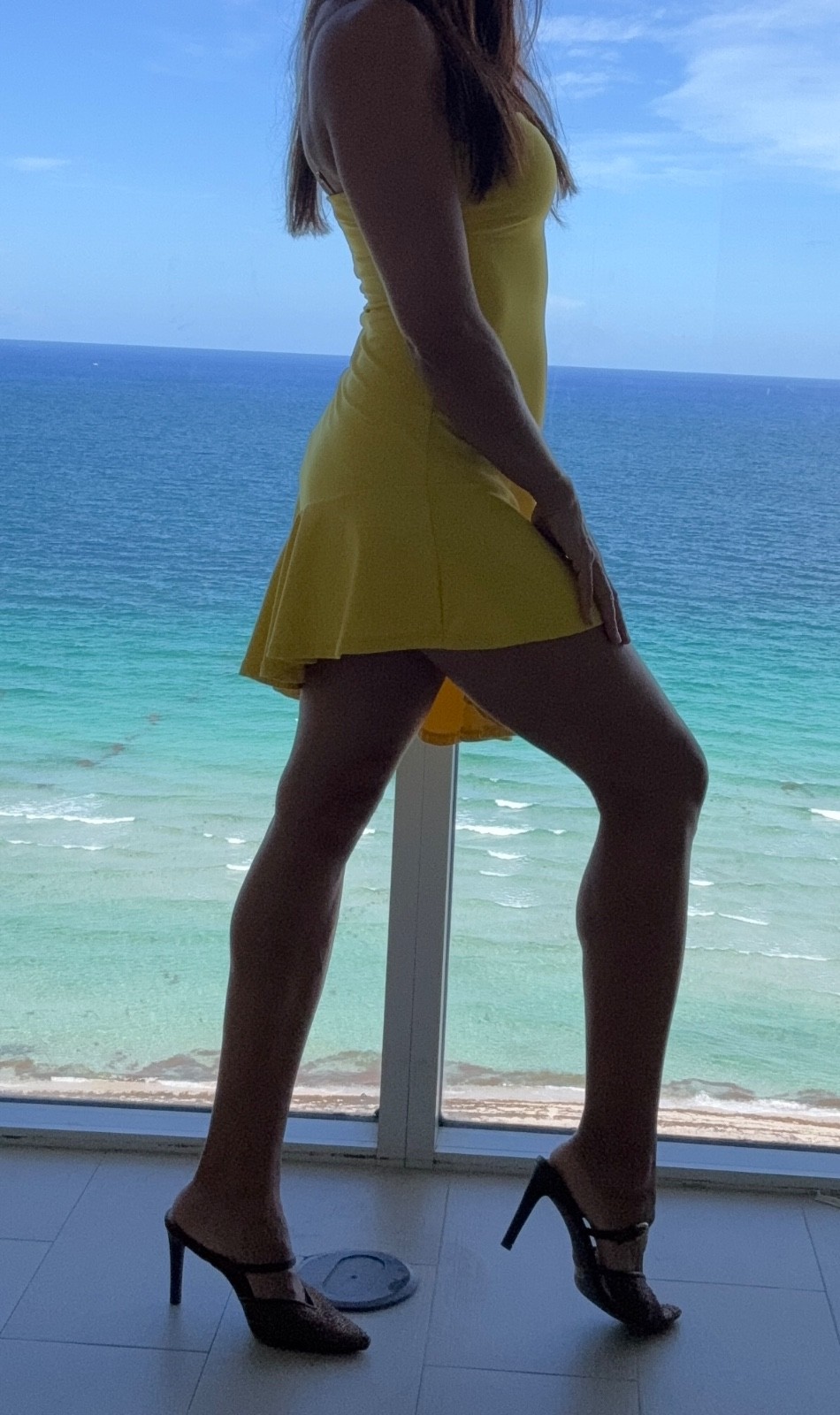 Susana Monaco dress small Euc