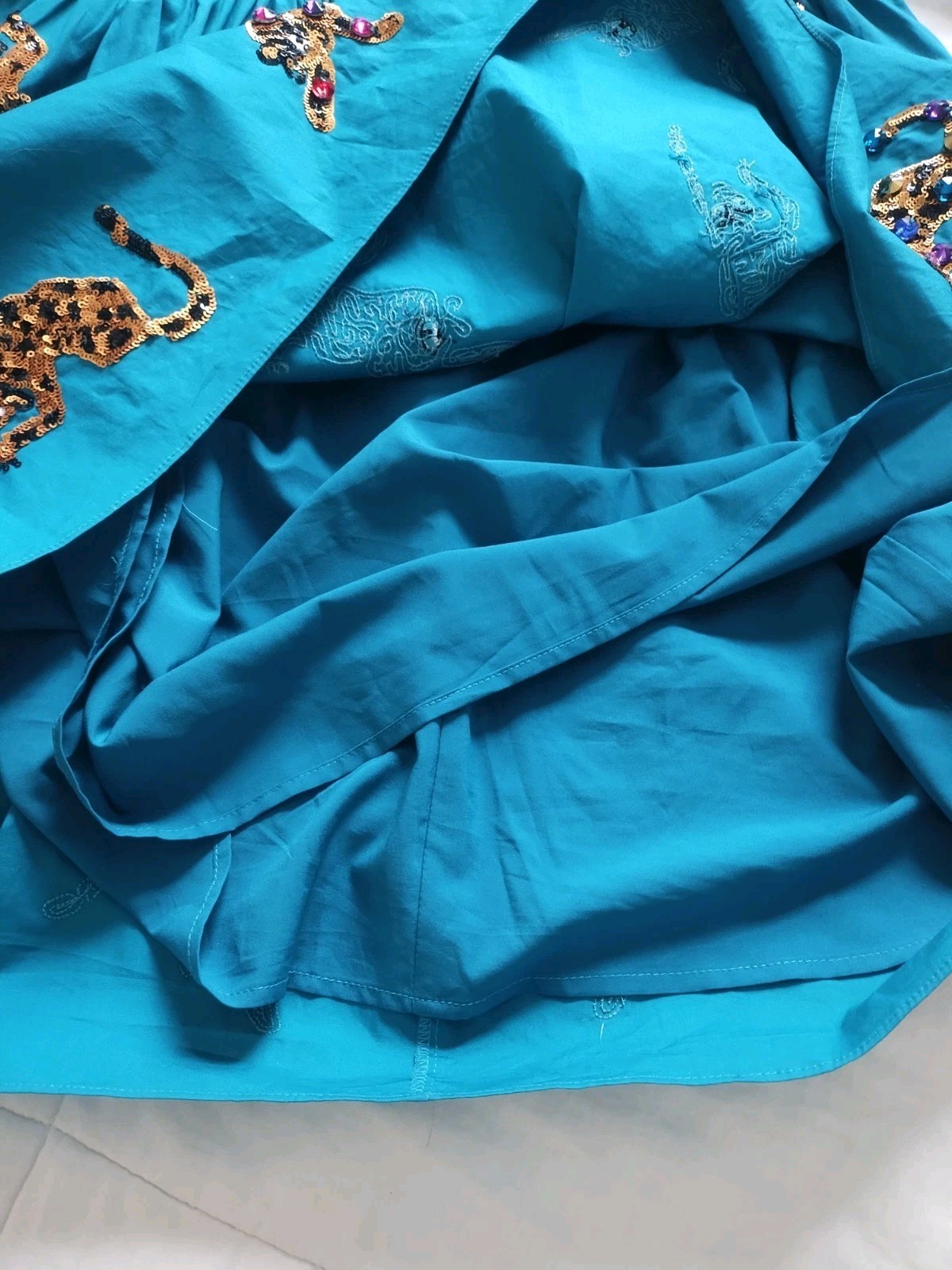 QUEEN OF SPARKLES ✨ Large Lined Cotton Teal Tiger Sequin Dress 🐅 (pockets!)