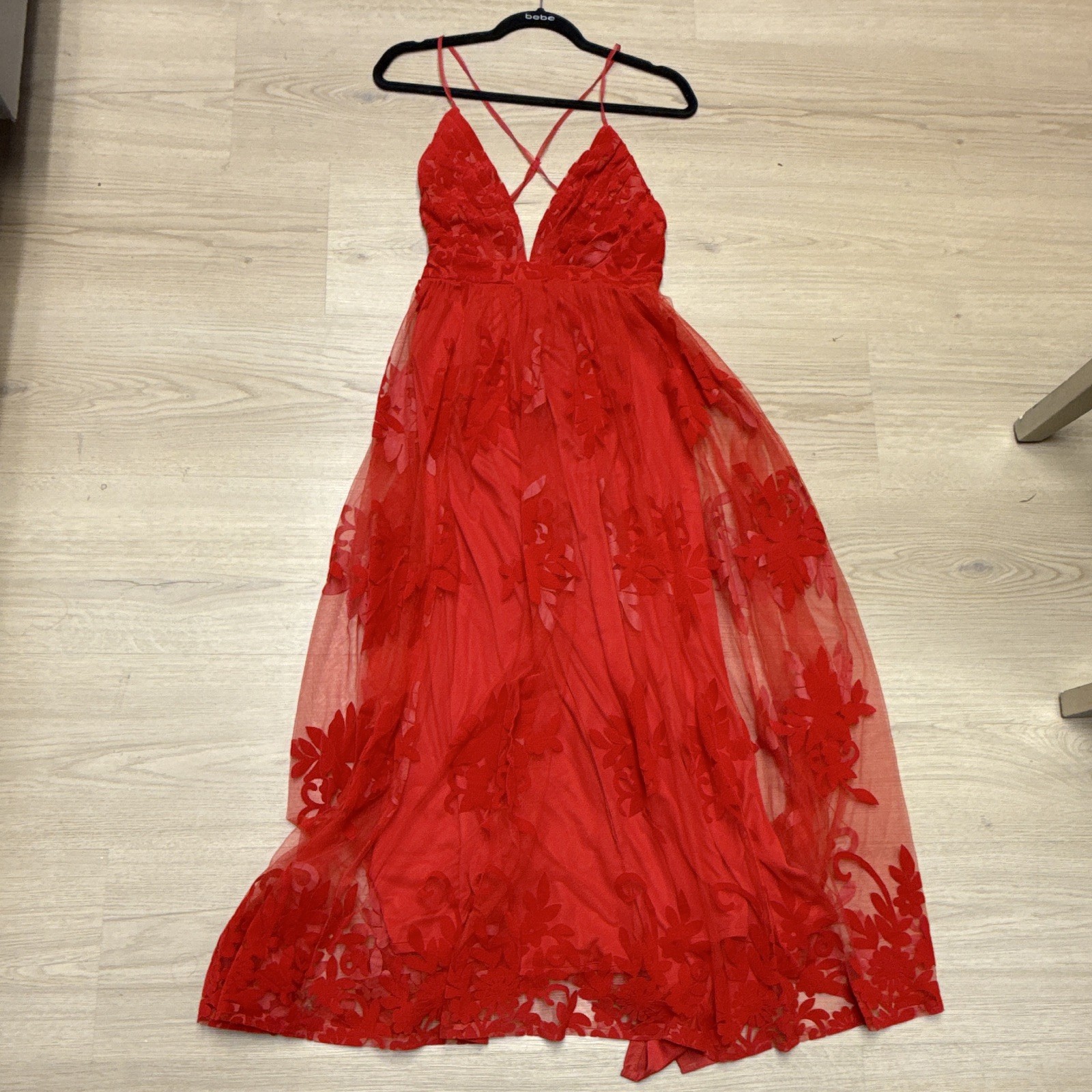 Women’s S Red Floral Mesh Embroidered V-Neck Strappy Sleeveless Lined Maxi Dress