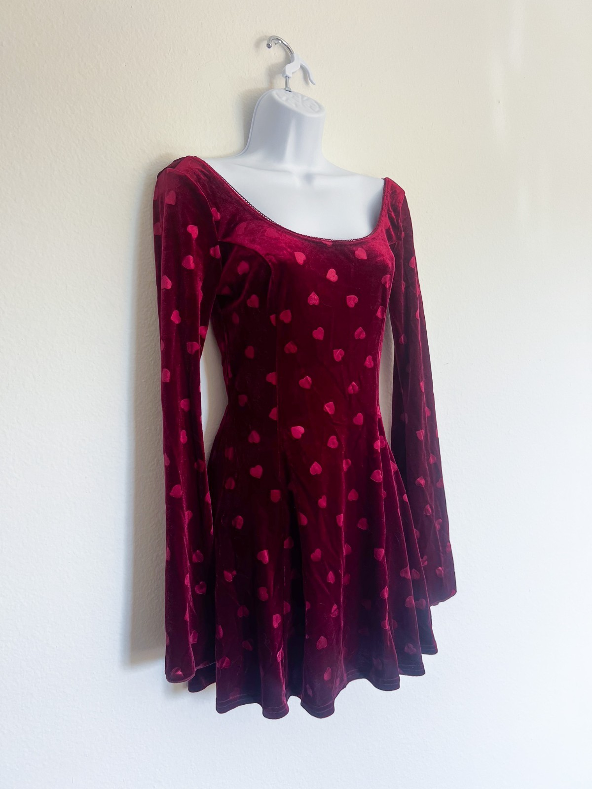 NWT Dolls Kill Sugar Thrillz Valentine Wish Mini Dress Red Heart Velvet Small