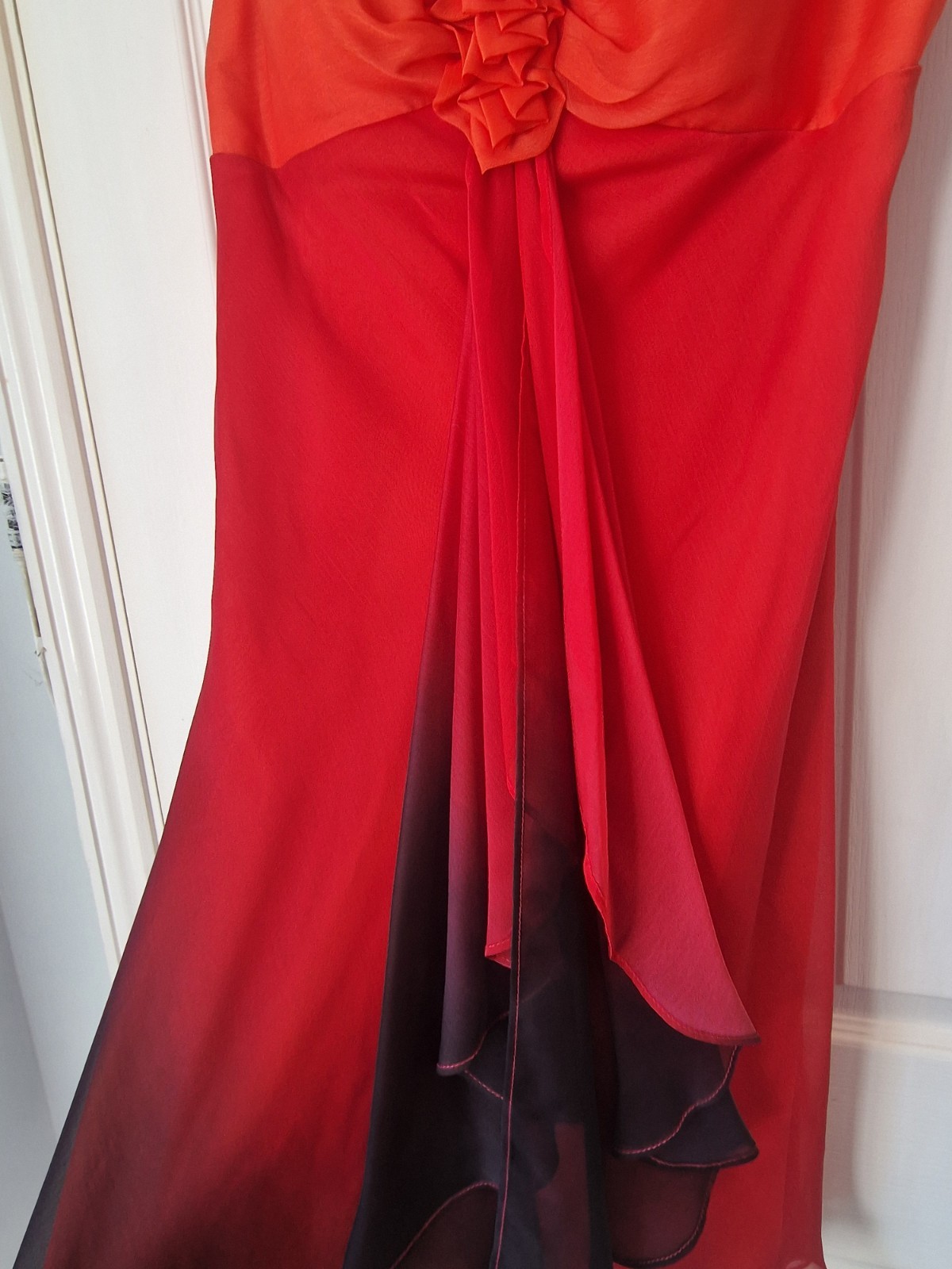 #ladies Debut Knee Length Dress Special Occasion Ombre Red/black. Size 12