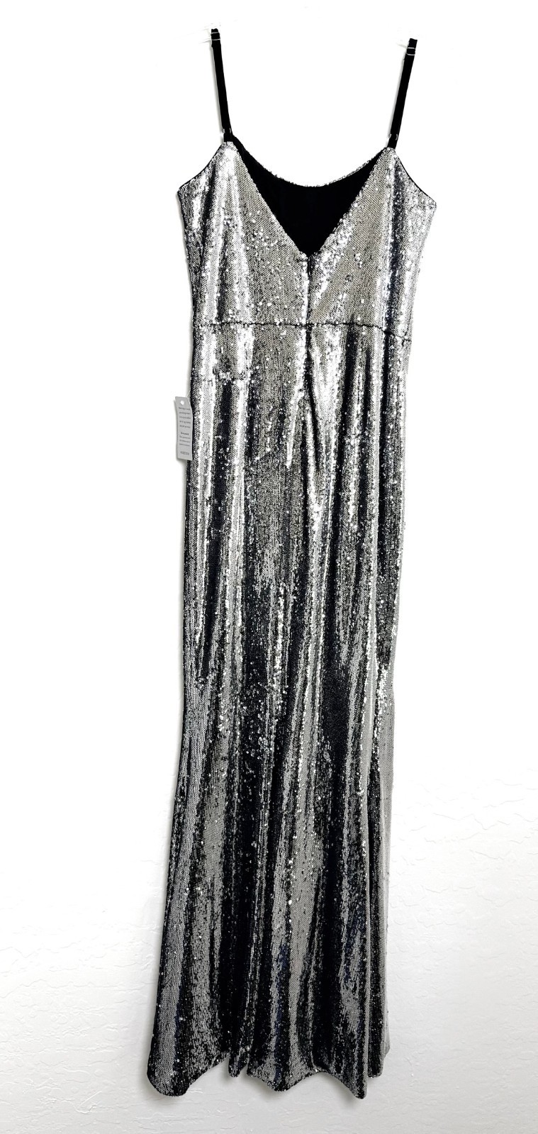 DRESS the POPULATION Ingrid Silver Sequin Embellished Mermaid Maxi Gown M = 6/8