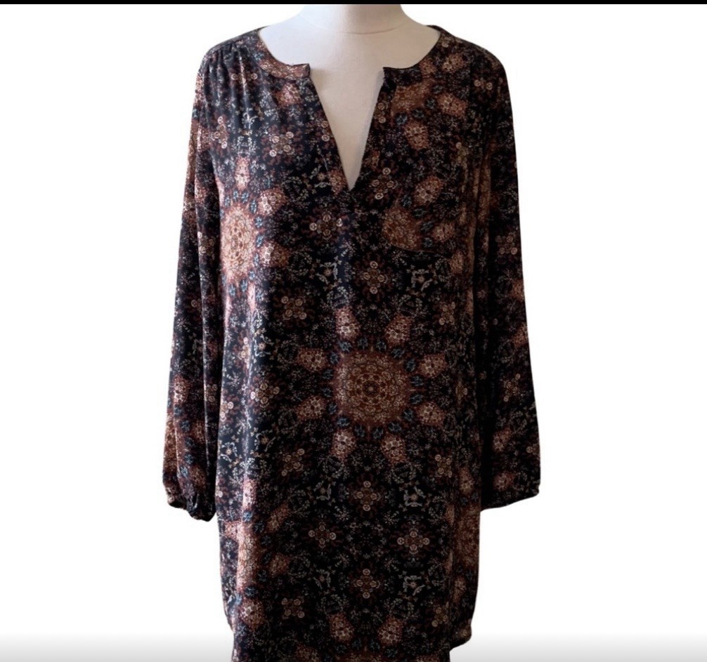 Allison Joy from Evereve Black and Brown Paisley Mosaic Tunic Dress