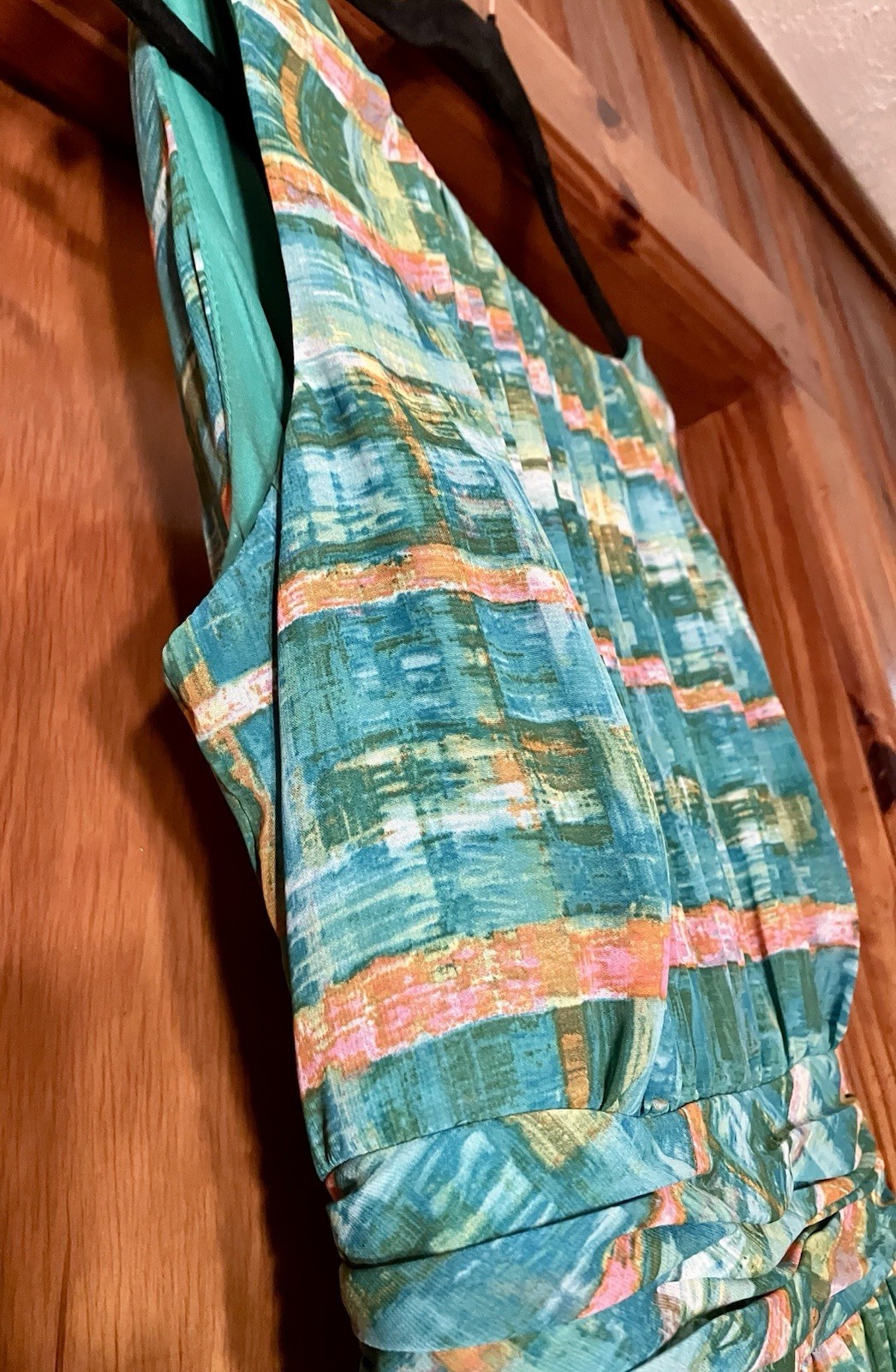 Green Multicolor Striped Sleeveless Scoop Neck Knee Length Dress