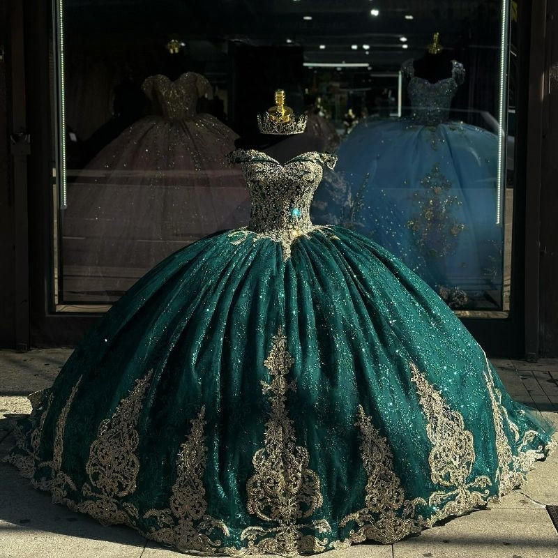 Green Princess Quinceanera Dresses Gold Lace Appliques Prom Ball Gowns Sweet 15