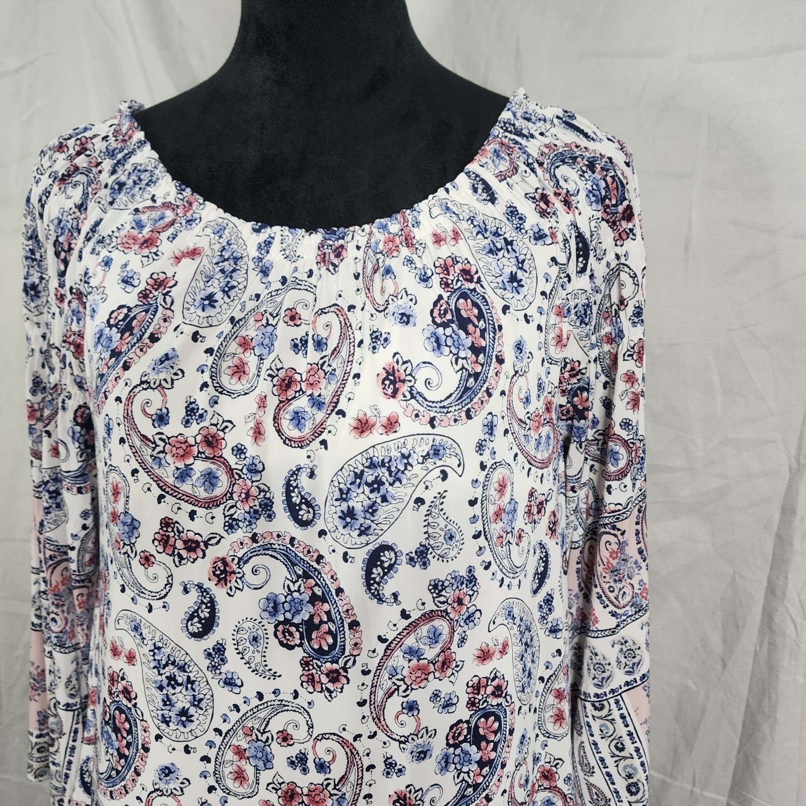 CATO Size Medium Pink Blue Paisley Smocked Off Shoulder Lined Shift Dress Pocket
