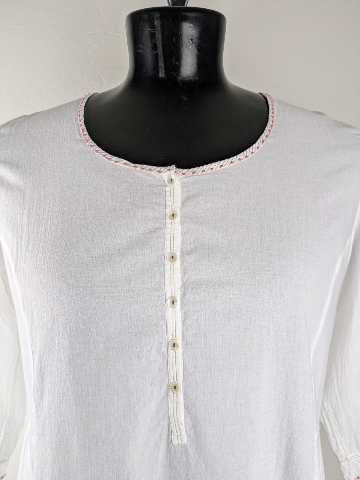 Anokhi size XL white organic cotton kaftan dress pink stitching detail