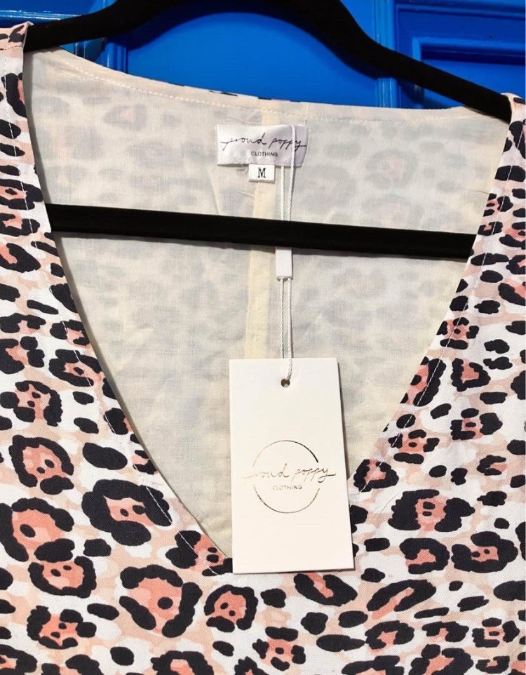 Proud Poppy Corey Medium Pink Leopard Animal Print Short Sleeve Smock Dress BNWT