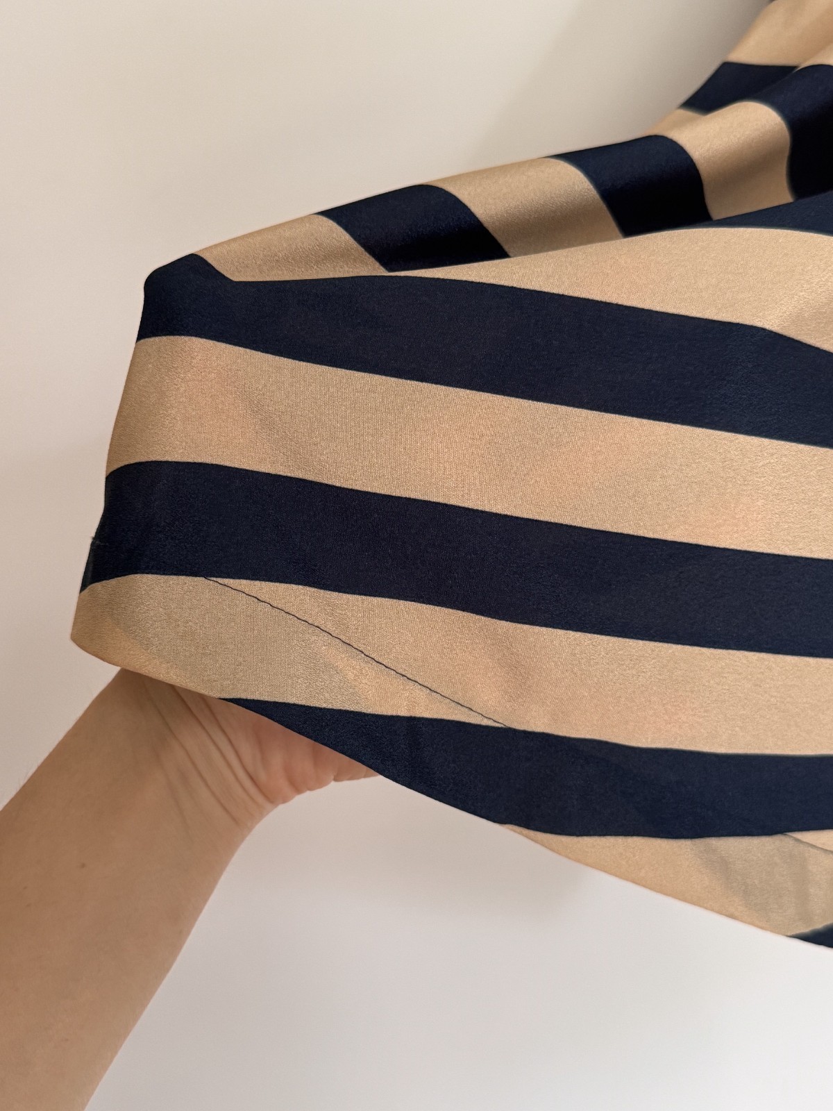 Diane Von Furstenberg DVF Silk Striped Dress Beige Blue Tie Waist Women Size 2
