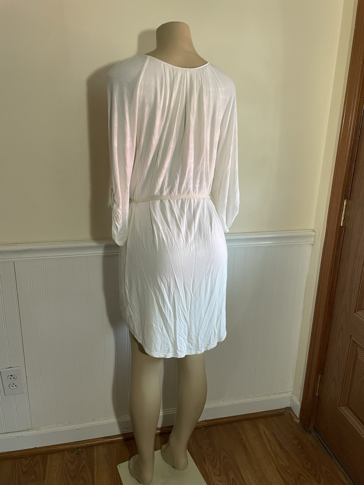 White XL Embroidered Mini Dress With Liner. TINY brand 100 % Polyester.