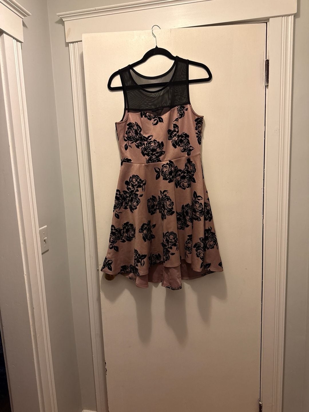 Three Pink Hearts Dusty Rose Black Gold Shimmer High Low Dress Size (Juniors) S