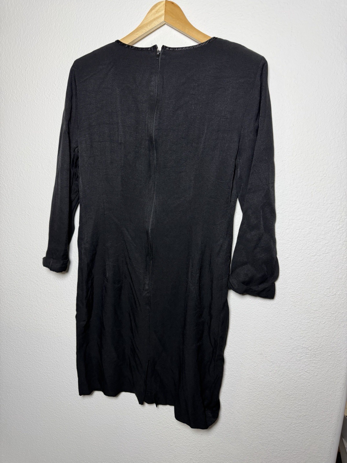 Vintage Dawn Joy Black Solid Sheath Dress Round Neck Long Sleeve Knee 9-10