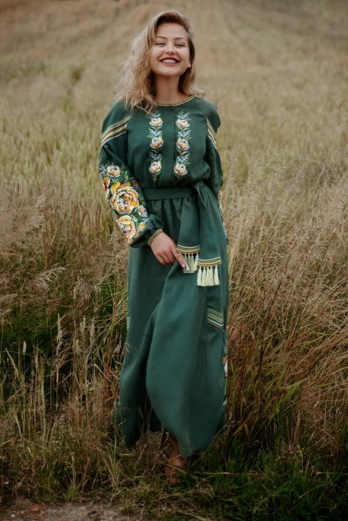 Women’s Ukrainian Green Linen Embroidered Maxi Dress Vyshyvanka Boho with Belt